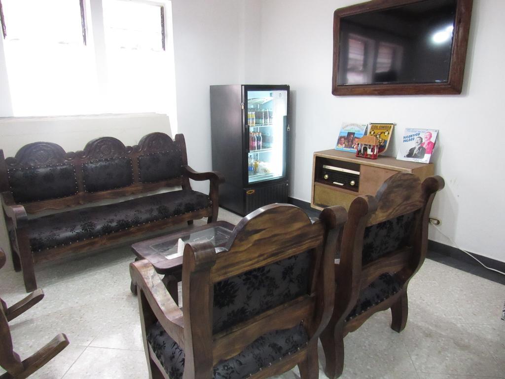 Hostal Internacional Bogota Ngoại thất bức ảnh